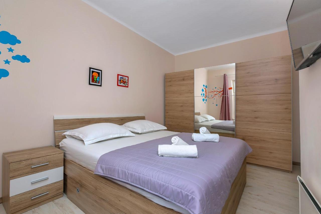 Apartman Montana, Town Centre Makarska Exterior photo